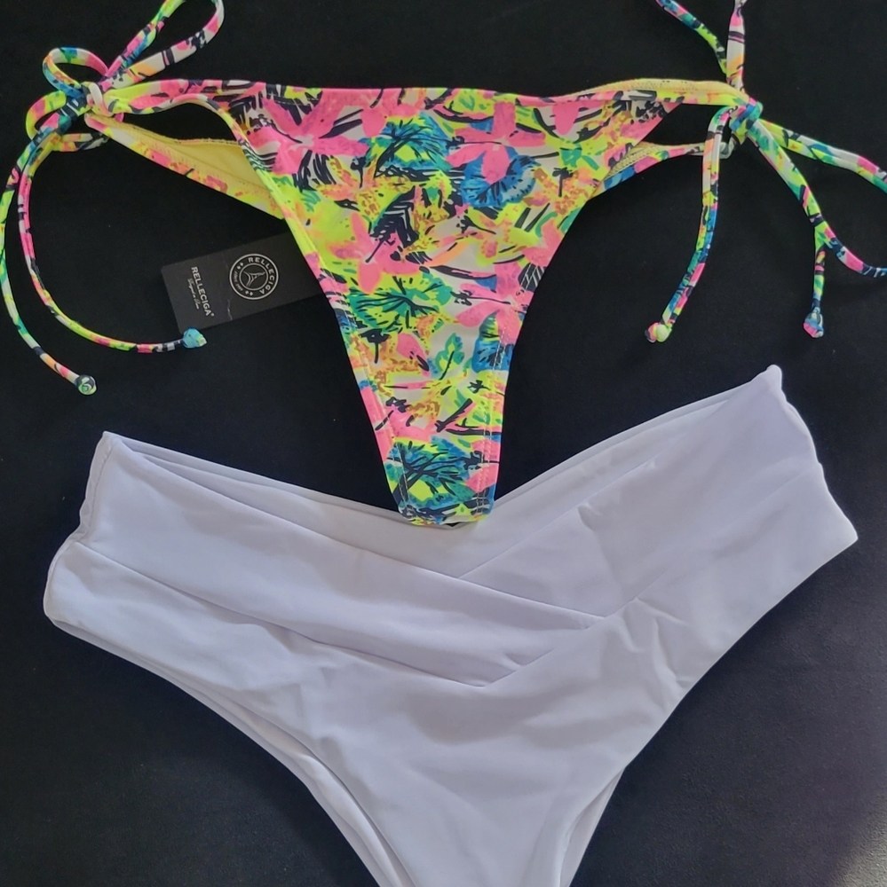 Bikini bottoms